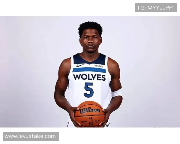 爱德华兹谈三人性格差异与默契直言杰登与里德都很安静 爱德华兹谈三人性格差异与默契直言杰登与里德都很安静