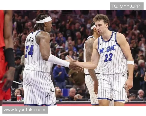 NBA赛况分析湖人战胜绿军开拓者全力以赴对抗活塞太阳遭火箭逆袭灰熊击败快船