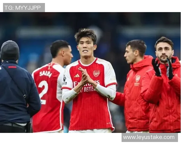 富安健洋下周将进行阿贾克斯体检若顺利将签约半年