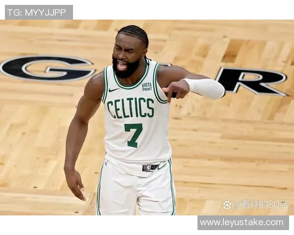 张佳玮点评杰伦布朗次节表现绿军实力展现超越战绩的深度分析